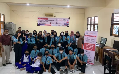 [Lombok Info] Blogging Workshop di SMPN 13 Mataram, Tumbuhkan Minat Ngeblog di Kalangan Siswa hingga Guru